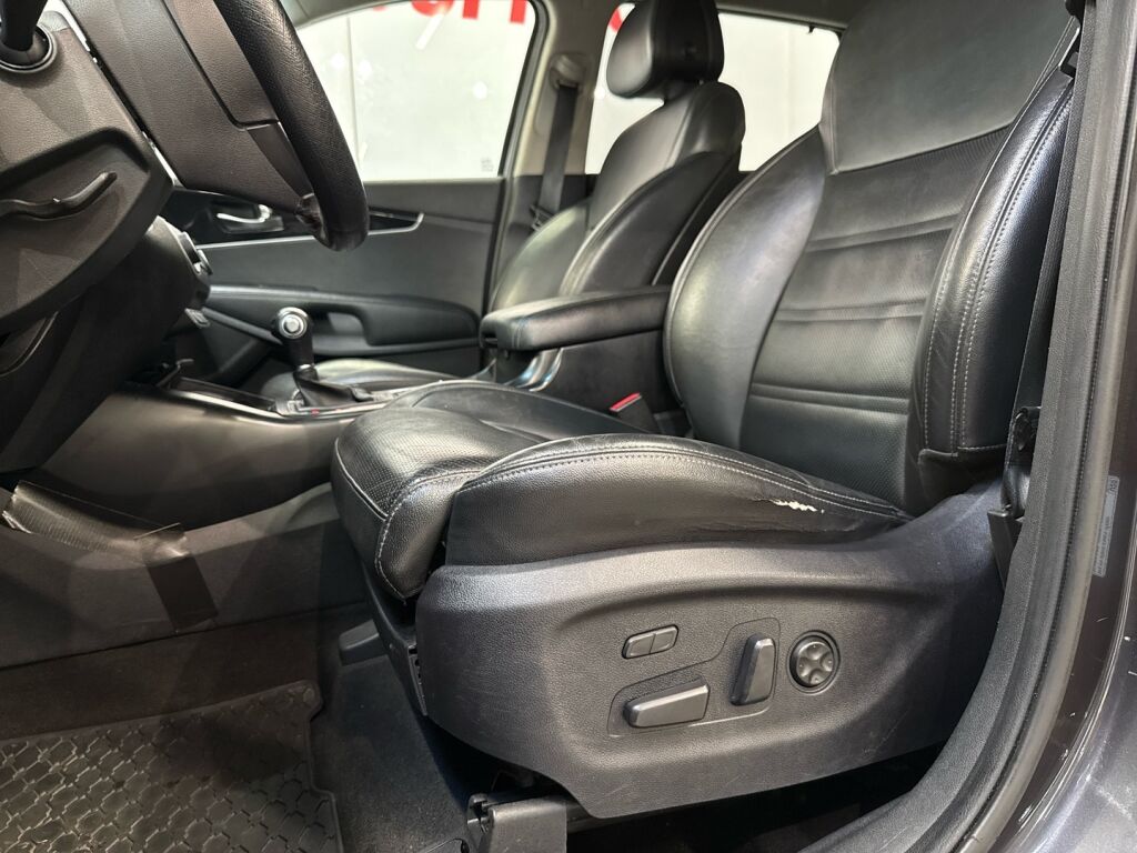 Kia Sorento 2016 Harmaa