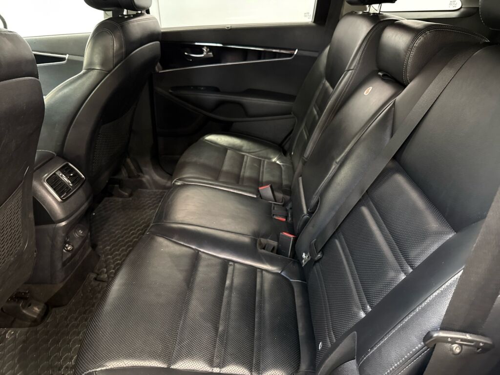 Kia Sorento 2016 Harmaa