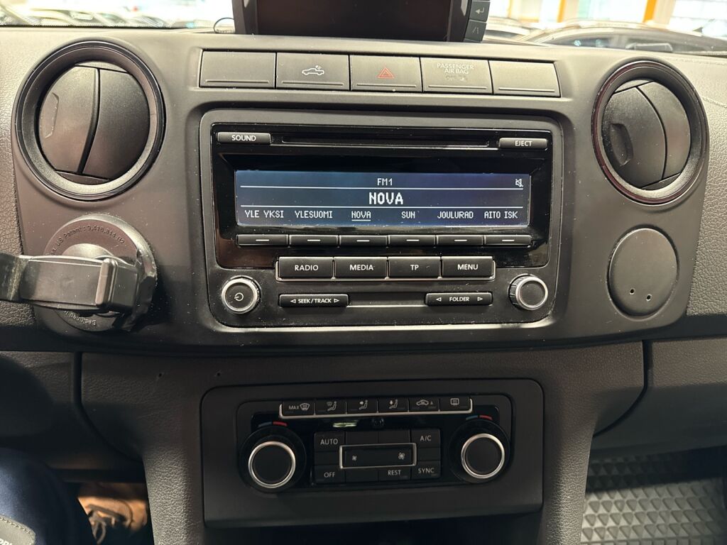 Volkswagen Amarok 2015 Valkoinen