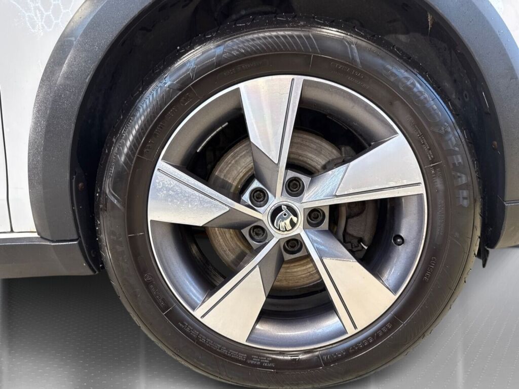 Skoda Octavia 2015 Valkoinen