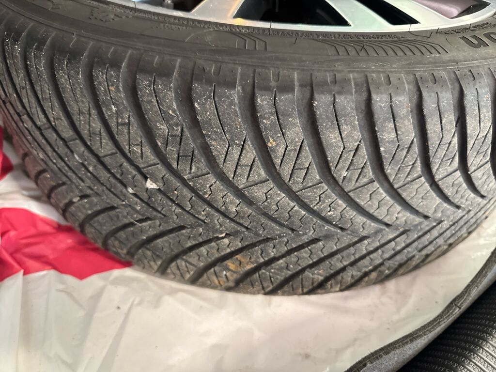 Volkswagen Passat 2012 Harmaa