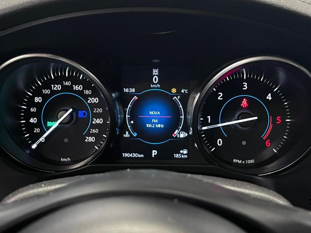 Jaguar XF 2015 Valkoinen