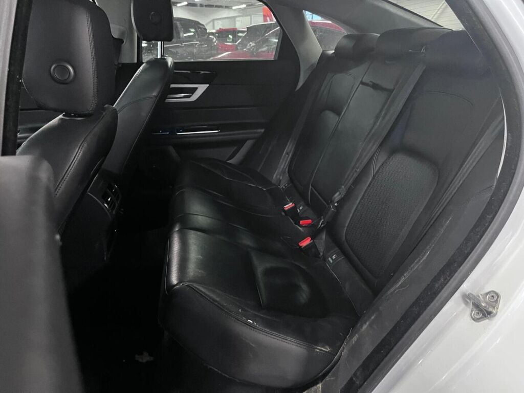 Jaguar XF 2015 Valkoinen