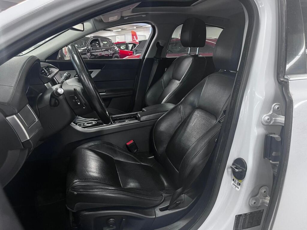 Jaguar XF 2015 Valkoinen