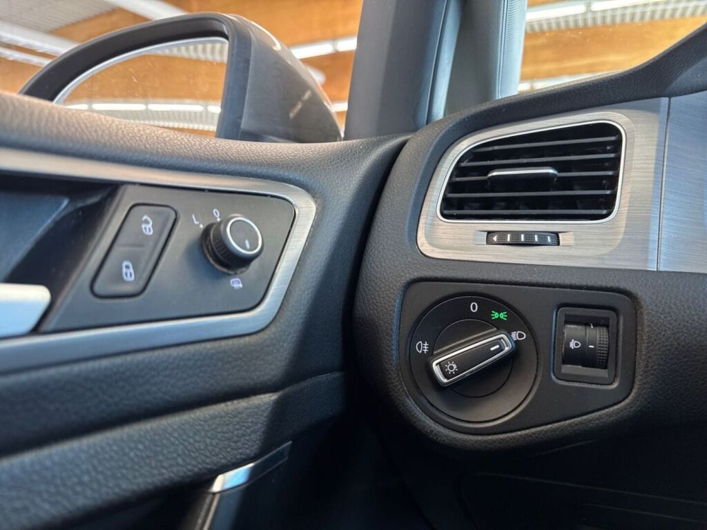 Volkswagen Golf 2016 Harmaa