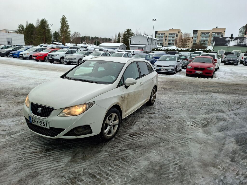 Seat Ibiza ST 2012 Valkoinen