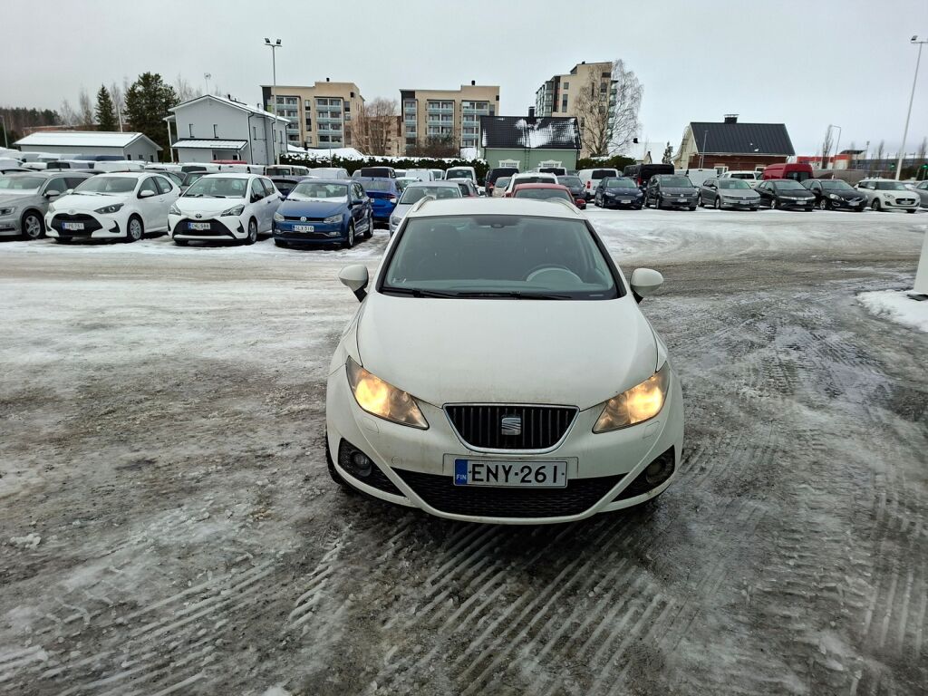 Seat Ibiza ST 2012 Valkoinen