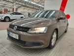 Volkswagen Jetta 2014 Ruskea (beige)