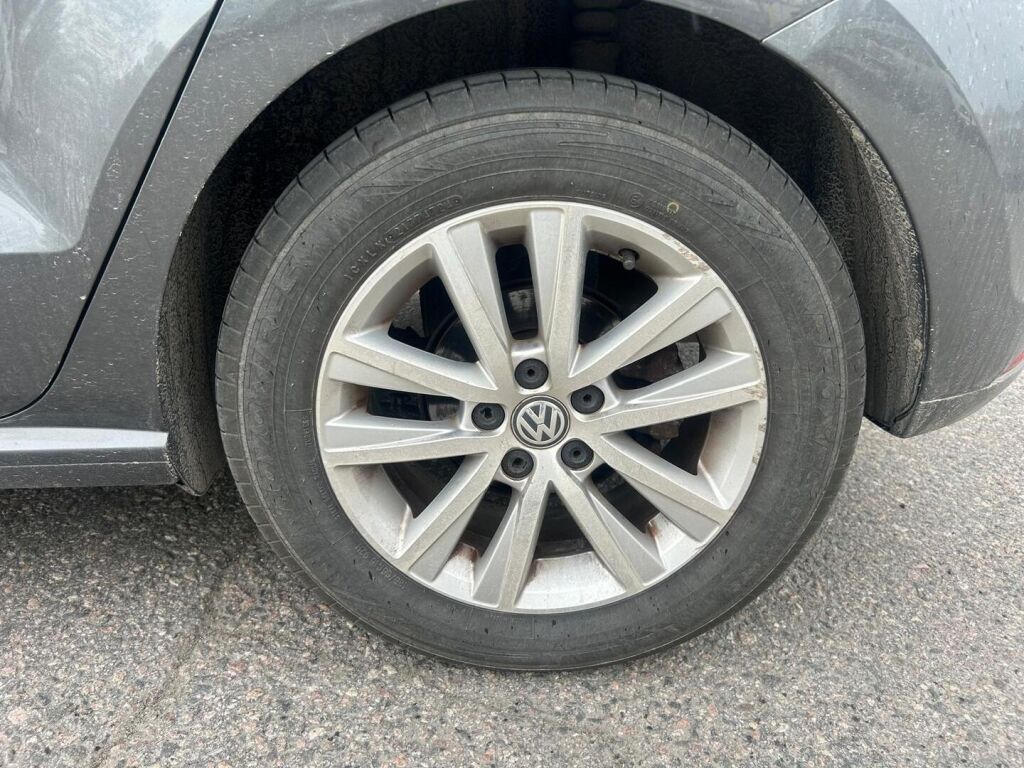 Volkswagen Polo 2014 Harmaa