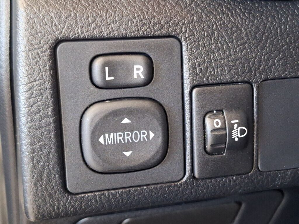 Toyota Auris 2014 Ruskea (beige)