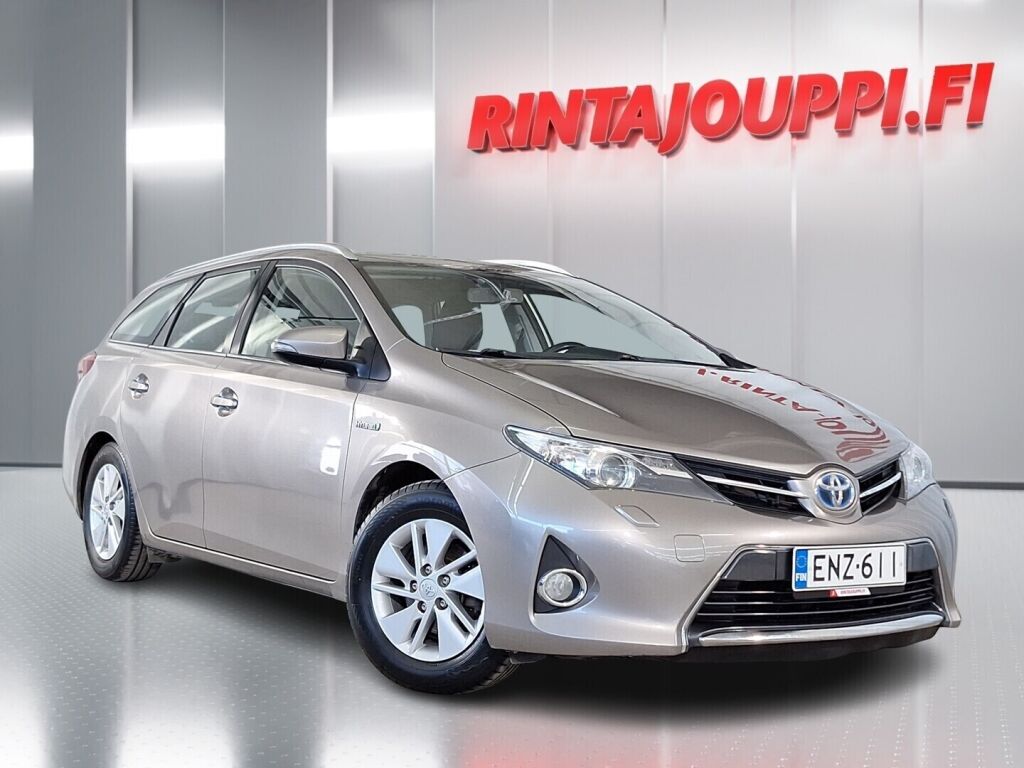 Toyota Auris 2014 Ruskea (beige)