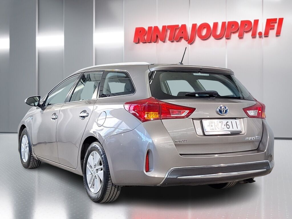 Toyota Auris 2014 Ruskea (beige)