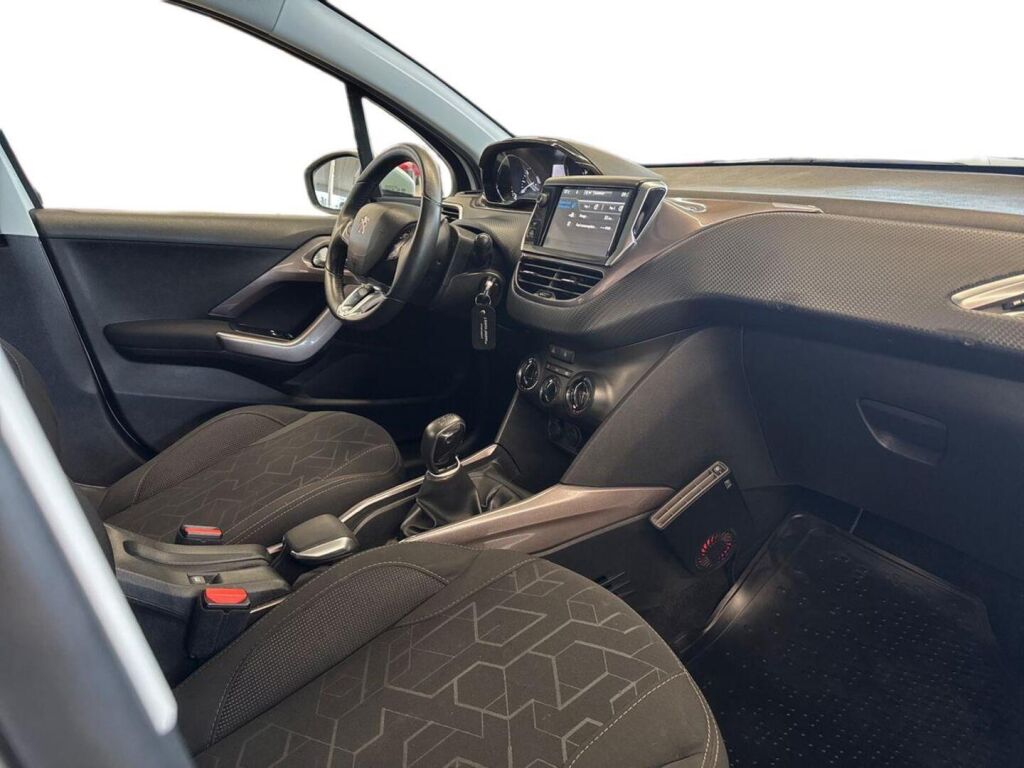 Peugeot 2008 2014 Valkoinen