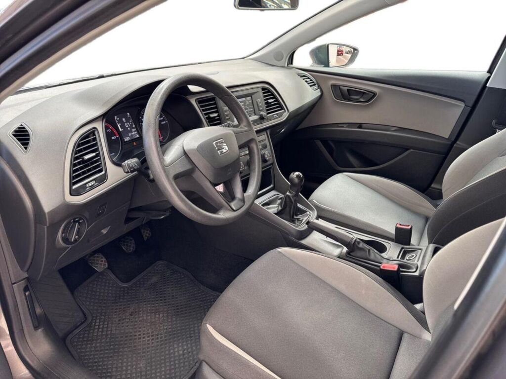 Seat Leon ST 2014 Harmaa