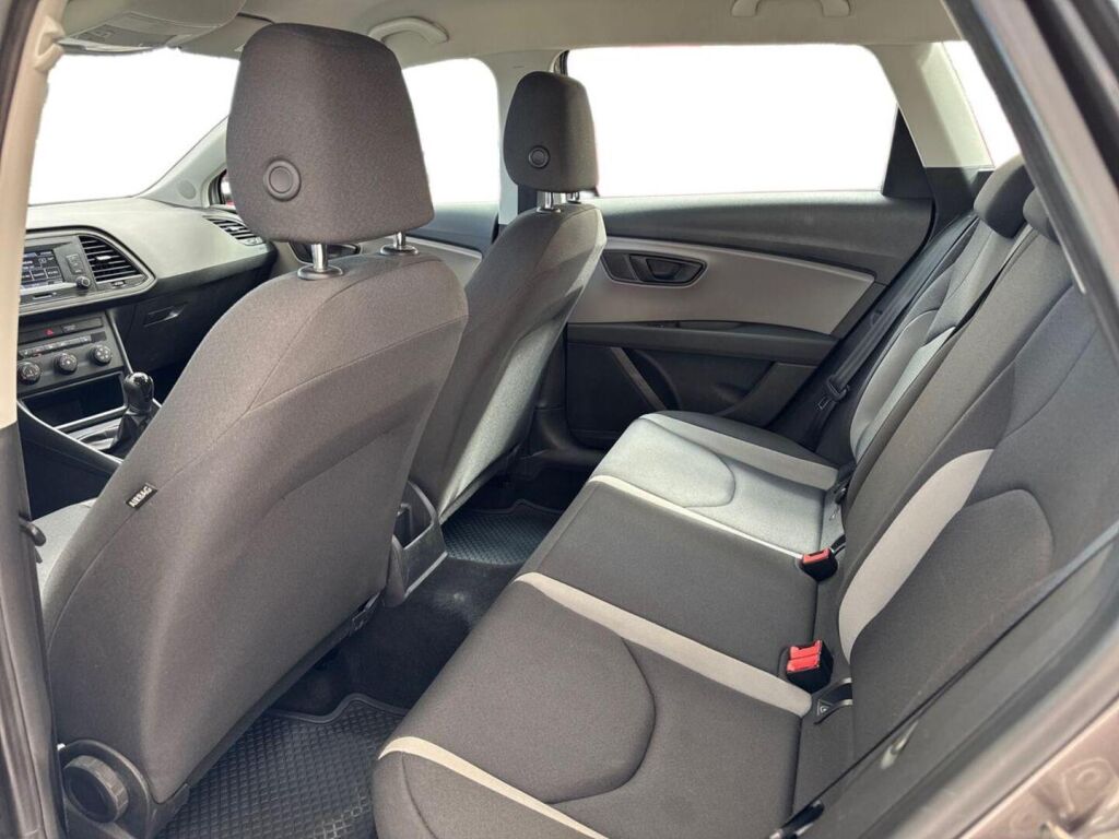 Seat Leon ST 2014 Harmaa