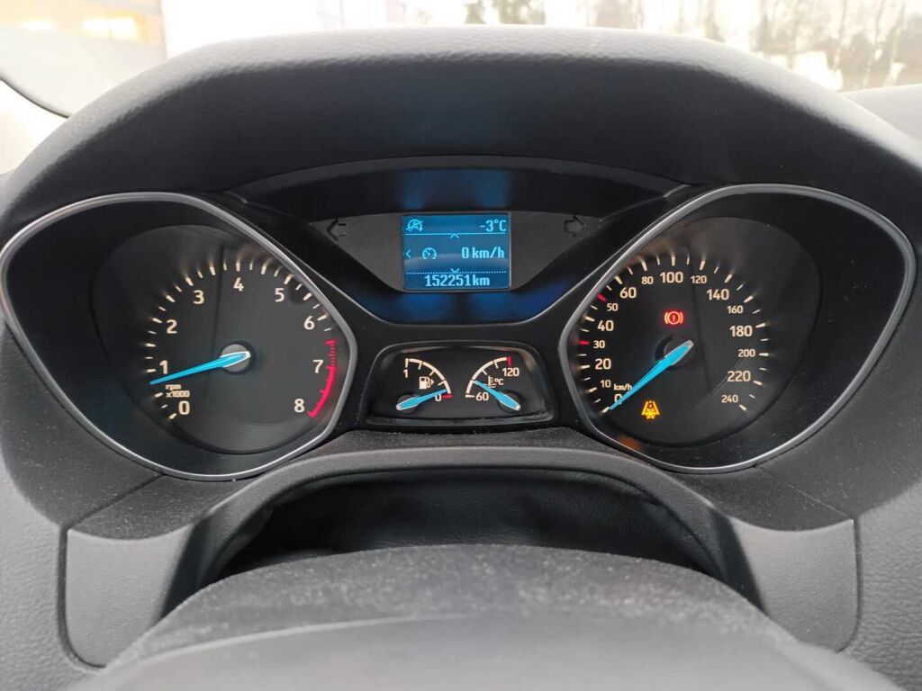 Ford Focus 2015 Sininen