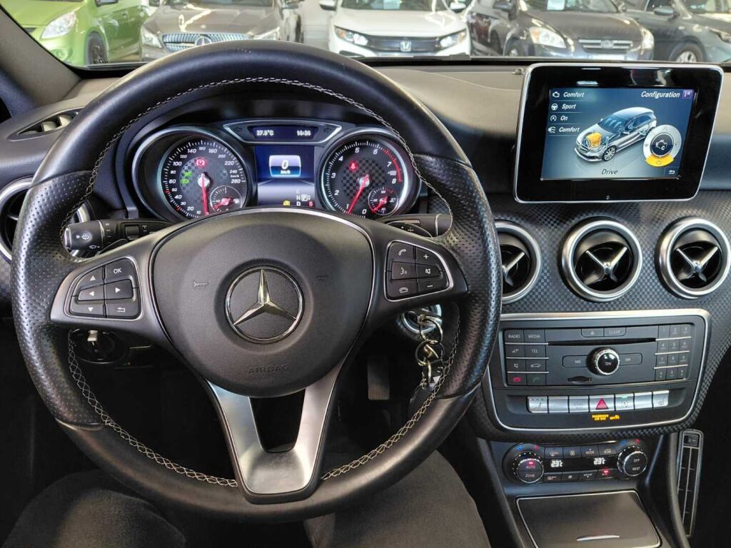 Mercedes-Benz A 2016 Harmaa