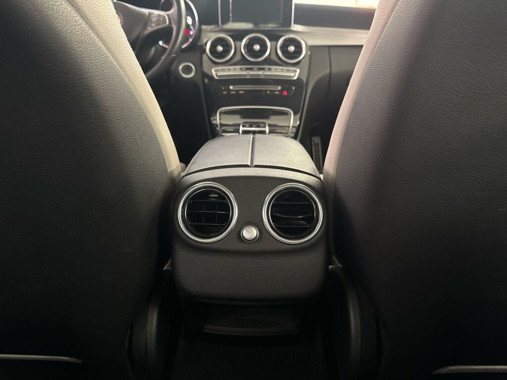 Mercedes-Benz C 2016 Harmaa