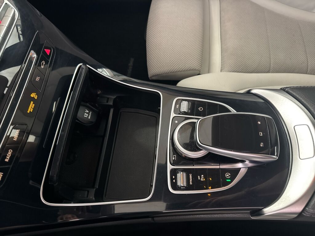 Mercedes-Benz C 2016 Harmaa