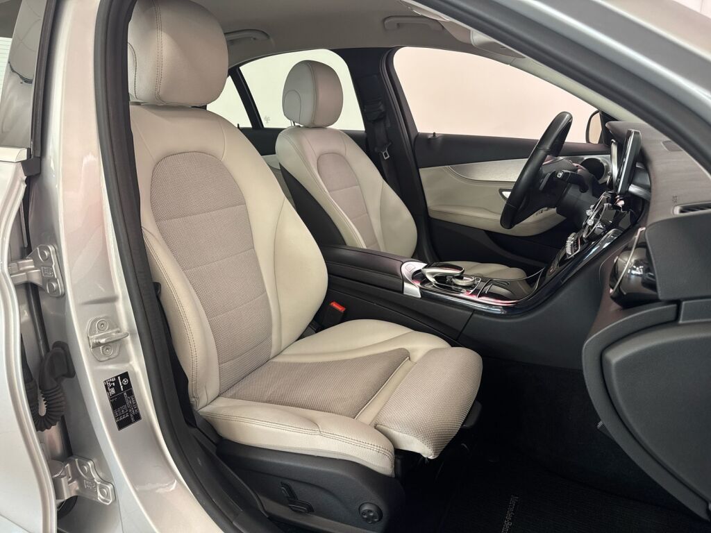 Mercedes-Benz C 2016 Harmaa