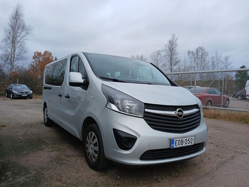 Opel Vivaro 2017 Harmaa