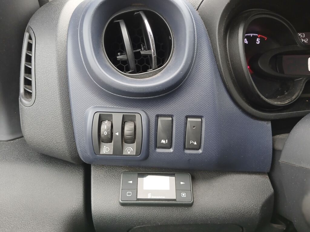 Opel Vivaro 2017 Harmaa