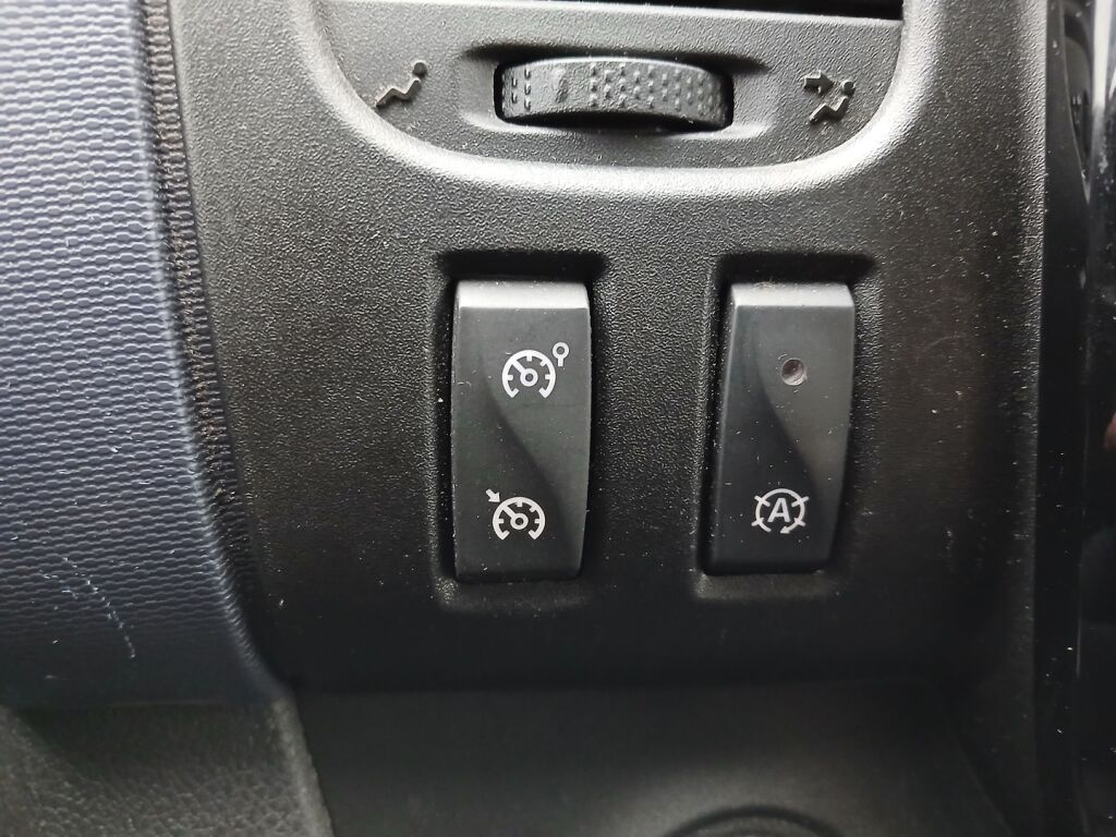 Opel Vivaro 2017 Harmaa