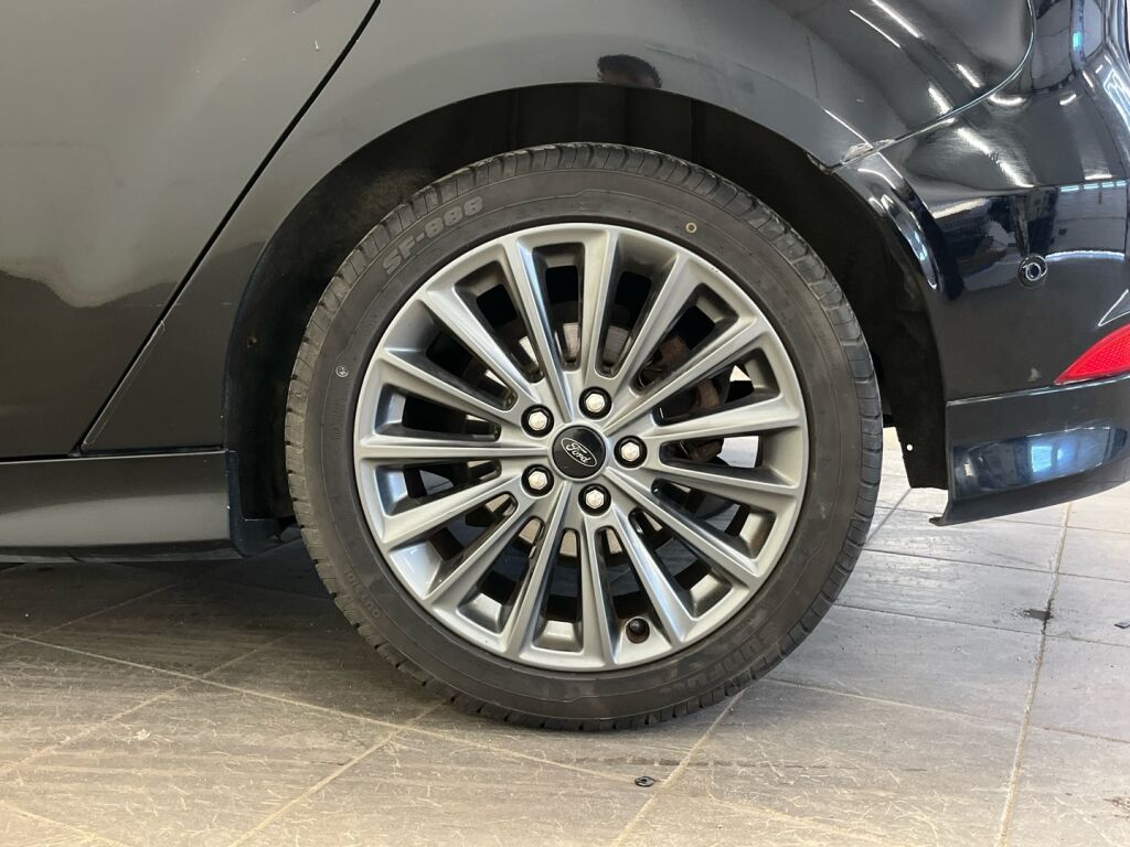 Ford Focus 2017 Musta