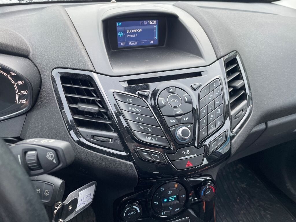 Ford Fiesta 2017 Sininen