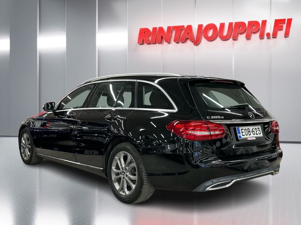 Mercedes-Benz C 2017 Musta