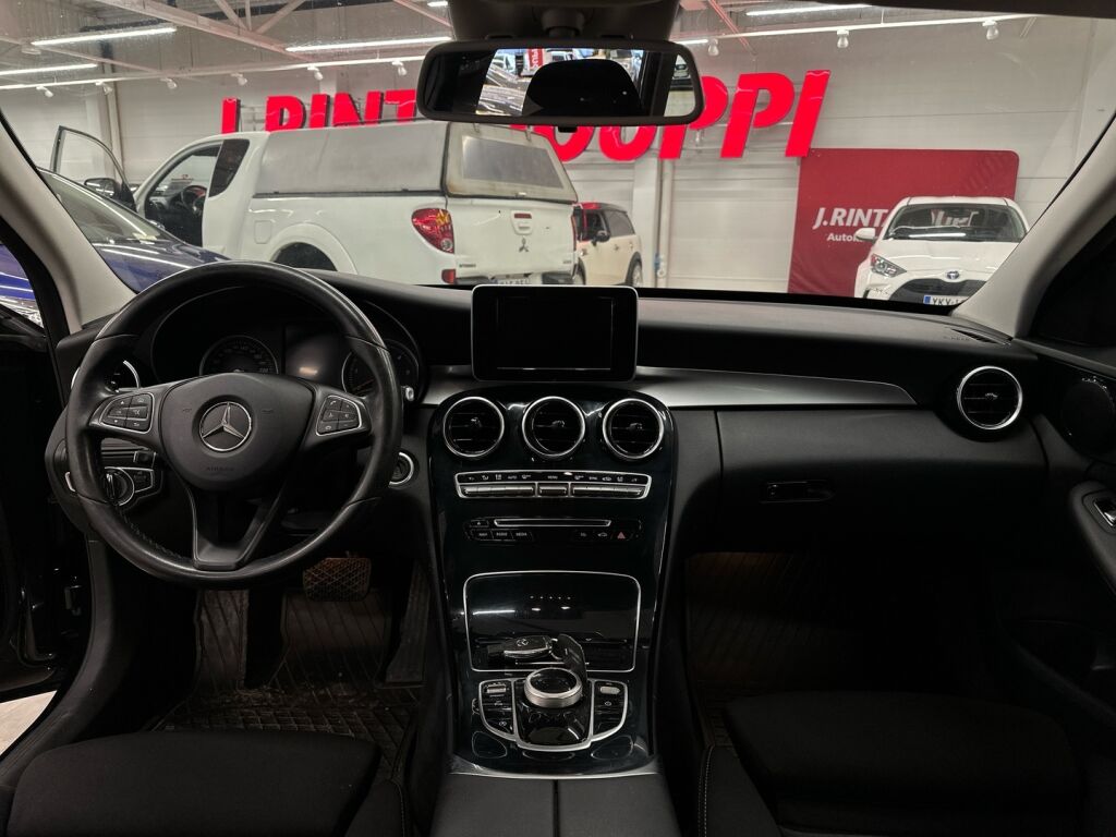 Mercedes-Benz C 2017 Musta