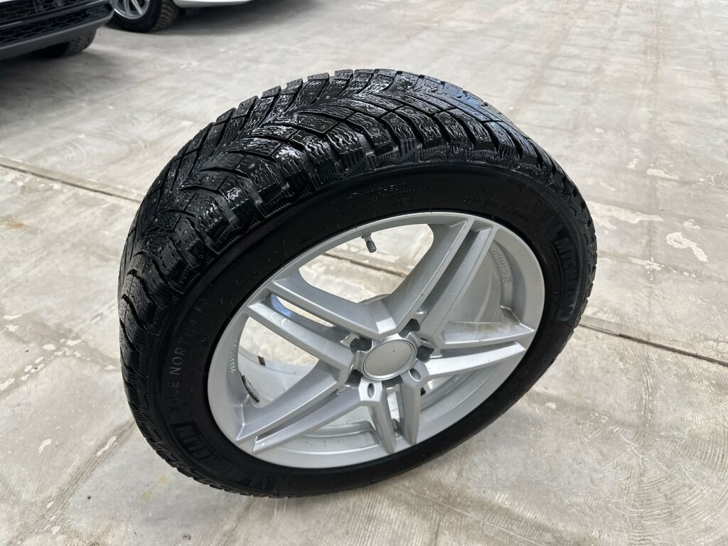 Mercedes-Benz C 2017 Musta