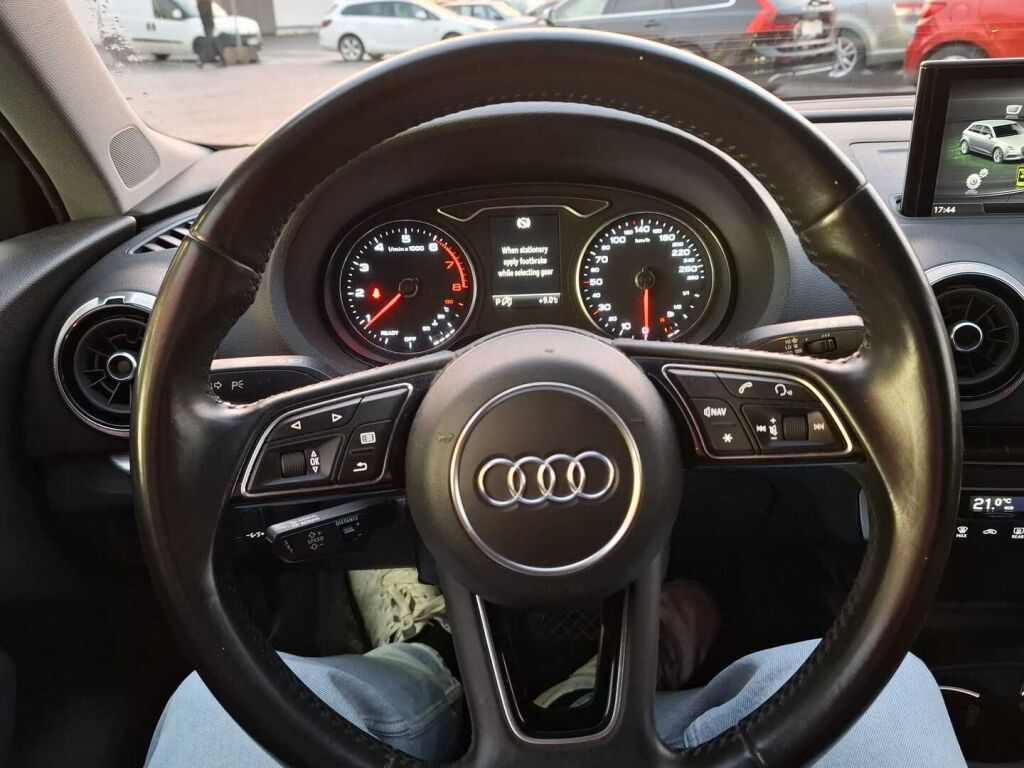Audi A3 2017 Musta