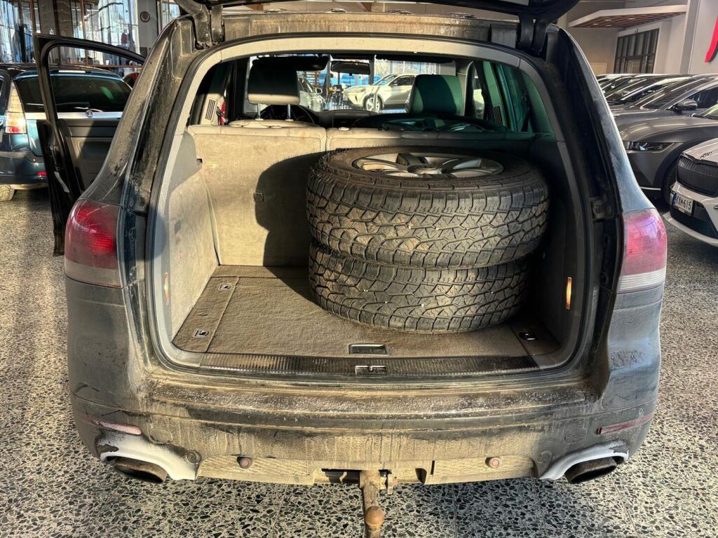 Volkswagen Touareg 2007 Musta