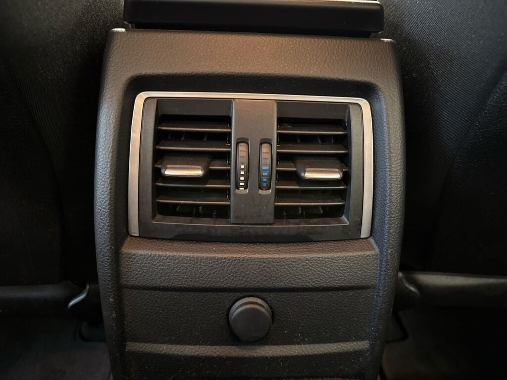 BMW 318 2017 Valkoinen