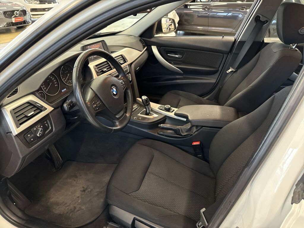 BMW 318 2017 Valkoinen