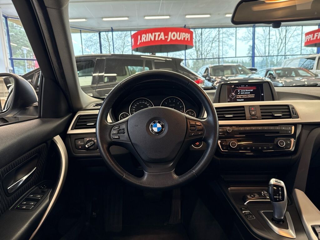 BMW 318 2017 Valkoinen