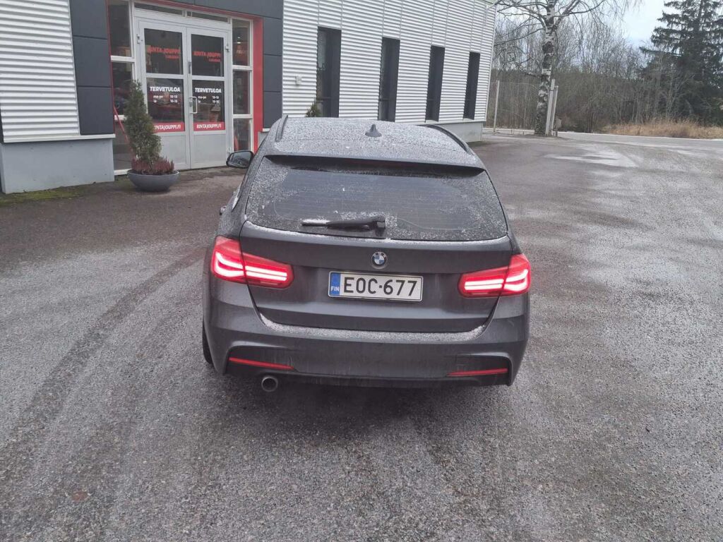 BMW 318 2017 Harmaa