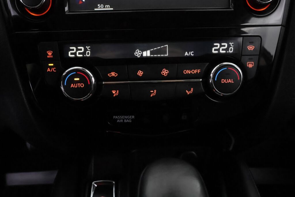 Nissan Qashqai 2016 Ruskea (beige)