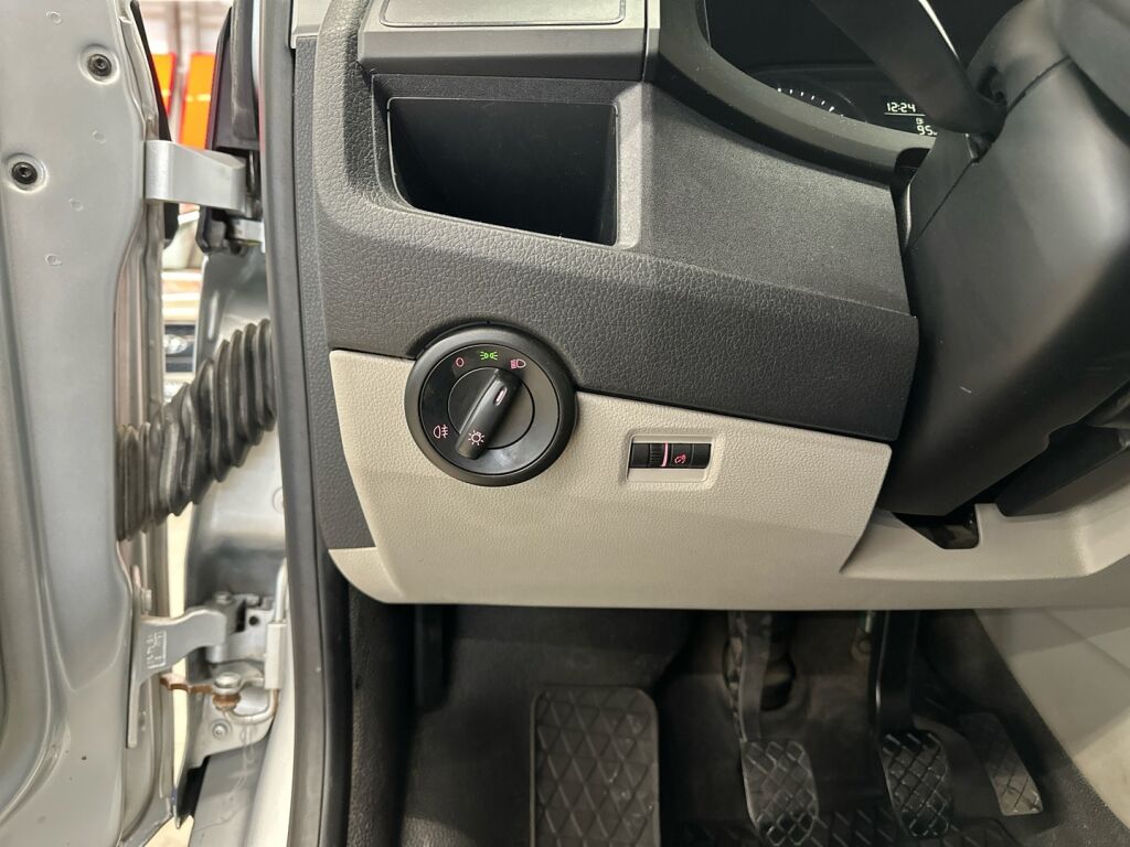 Volkswagen Transporter 2017 Hopea