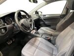 Volkswagen Golf 2017 Musta