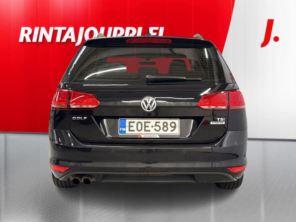 Volkswagen Golf 2017 Musta