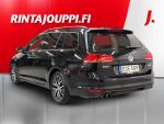 Volkswagen Golf 2017 Musta