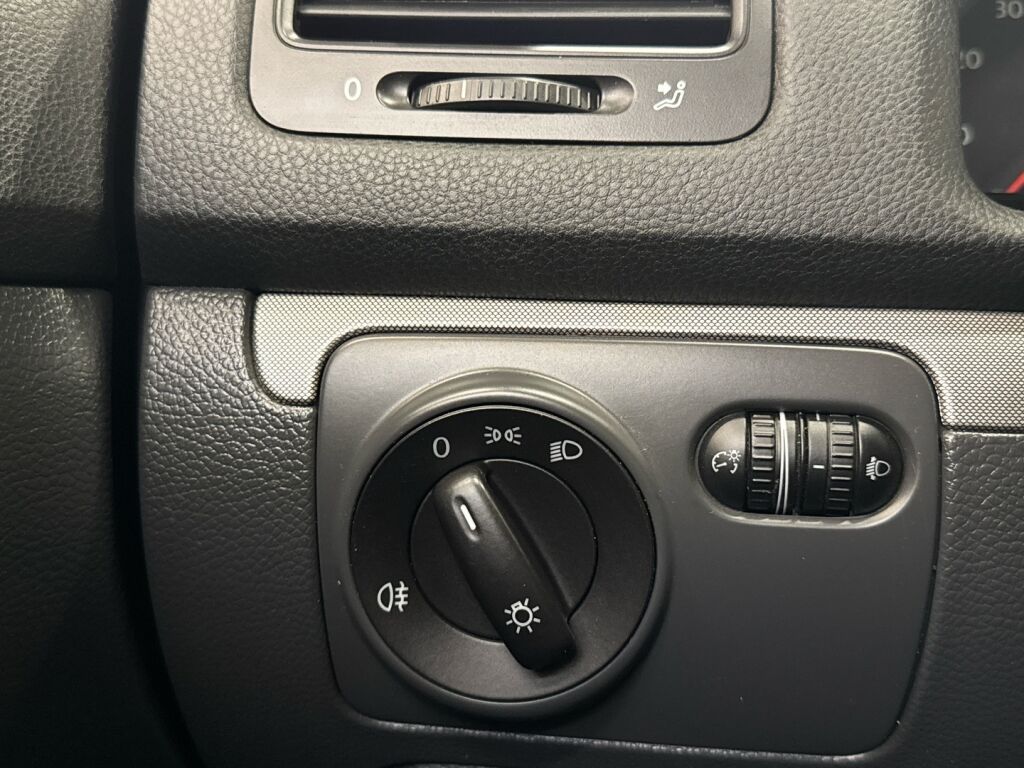 Volkswagen Jetta 2007 Sininen