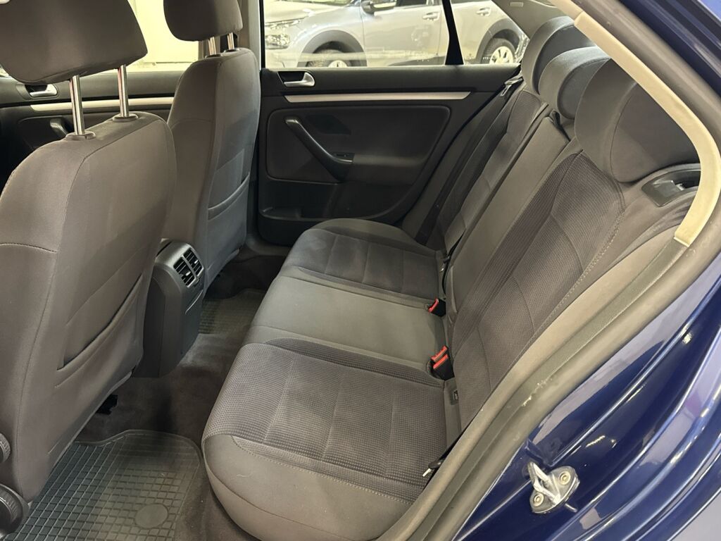Volkswagen Jetta 2007 Sininen
