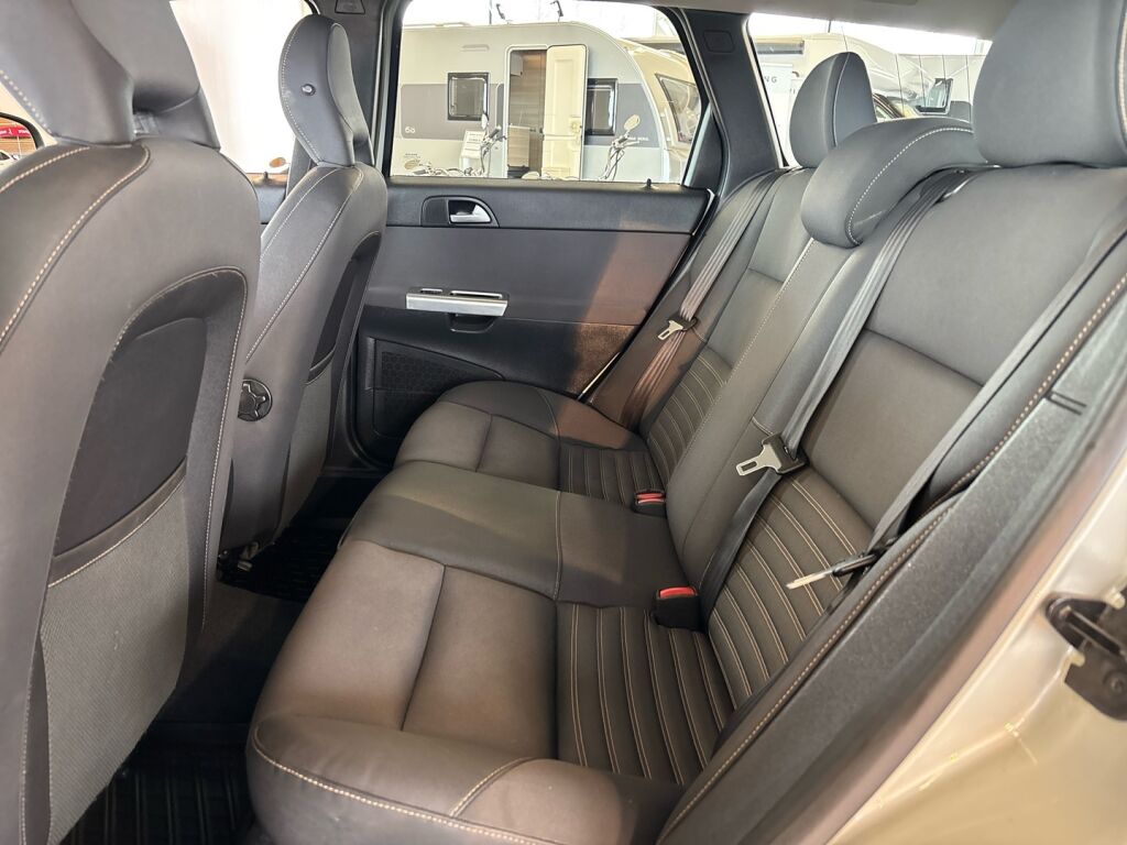 Volvo V50 2011 