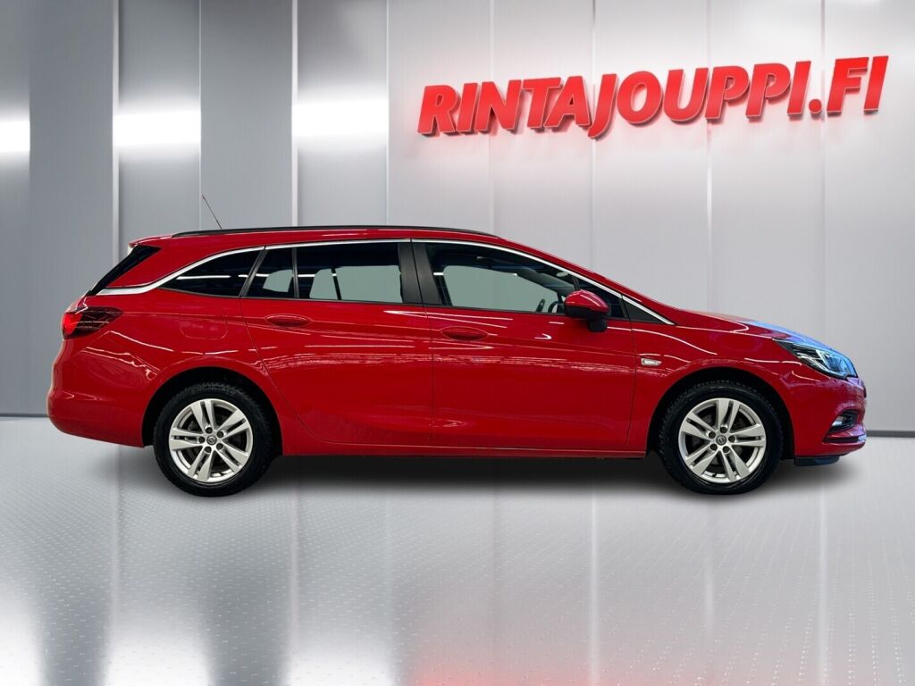 Opel Astra 2016 Punainen