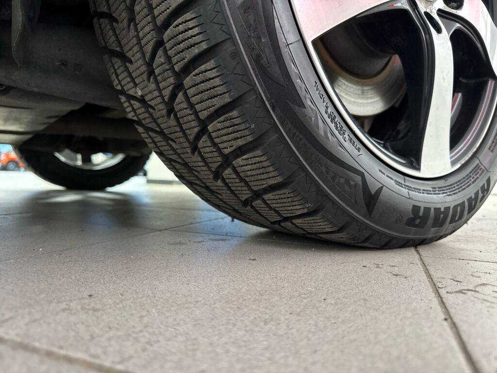 Volkswagen Passat 2017 Musta