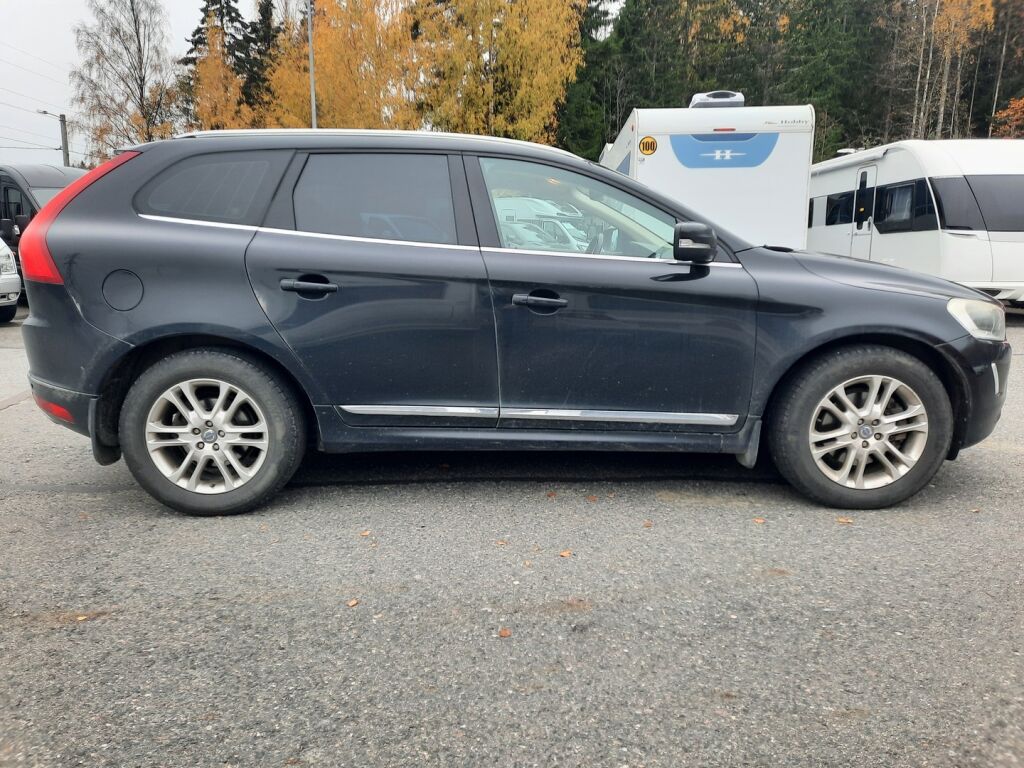 Volvo XC60 2014 Musta