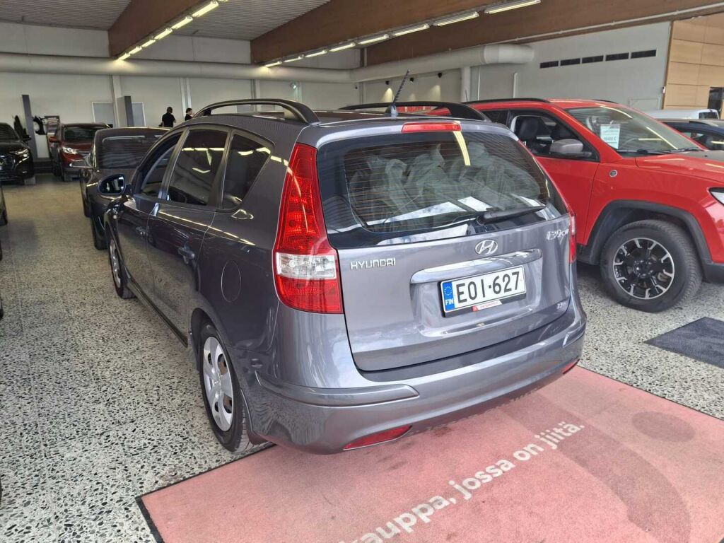 Hyundai i30 2011 Harmaa